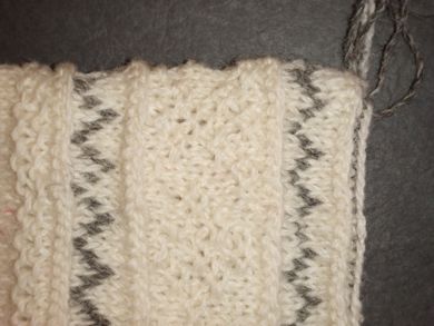 Tvåändsstickning/Twined Knitting/Two End Knitting Mitten